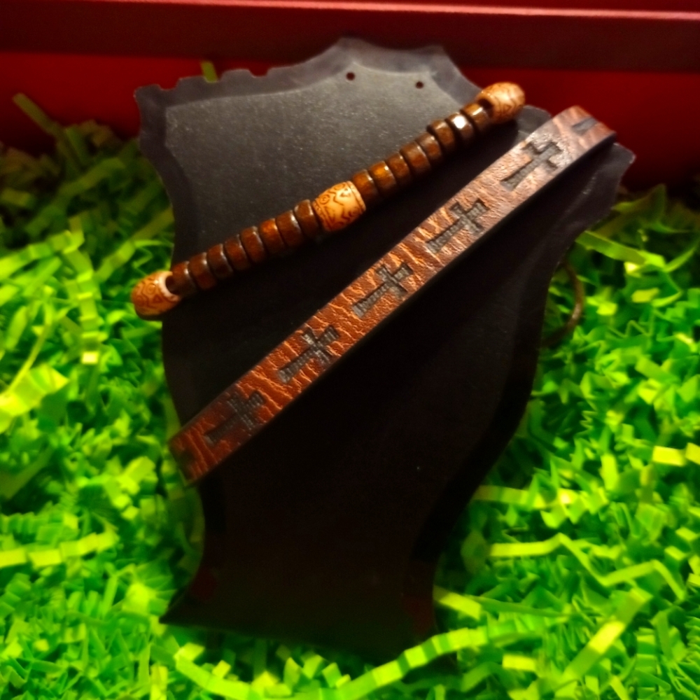 2 Wristbands/Bracelets Beaded & Leather Set